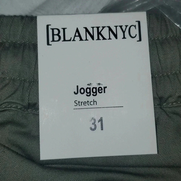 Blank NYC Stretch Jogger Pants Size 31 NWT w Back Zipper Pockets - Picture 2 of 9